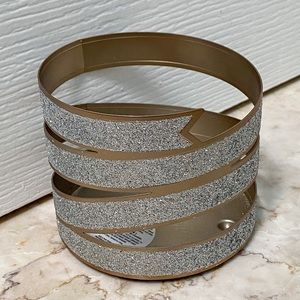 BRAND NEW Bath & Body Works Winter Silver Glitter Ribbon 3 Wick Candle Holder